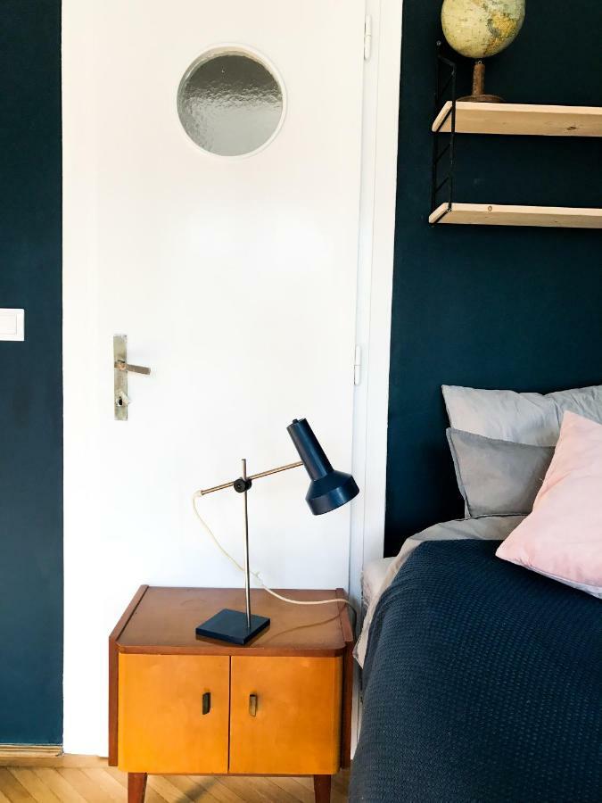Bauhaus Icon: Spacious Fitness Flat in Central Buda Apartment Budapest Exterior photo