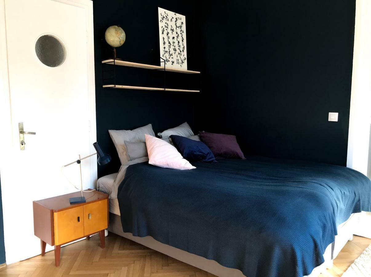 Bauhaus Icon: Spacious Fitness Flat in Central Buda Apartment Budapest Exterior photo