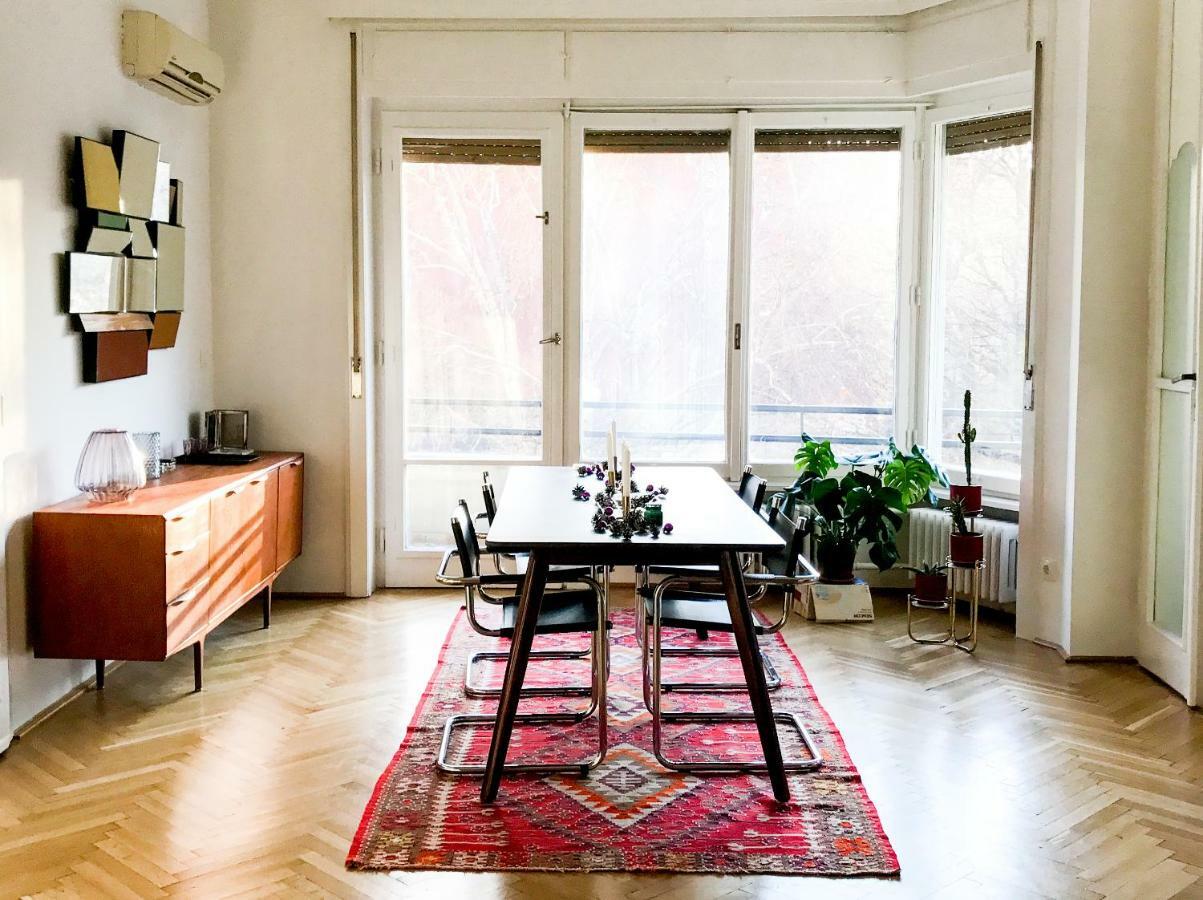 Bauhaus Icon: Spacious Fitness Flat in Central Buda Apartment Budapest Exterior photo